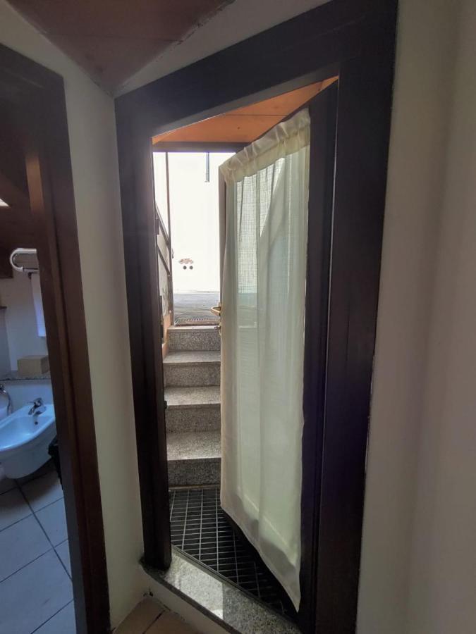 La Mansarda Sul Lago Lovere Luaran gambar